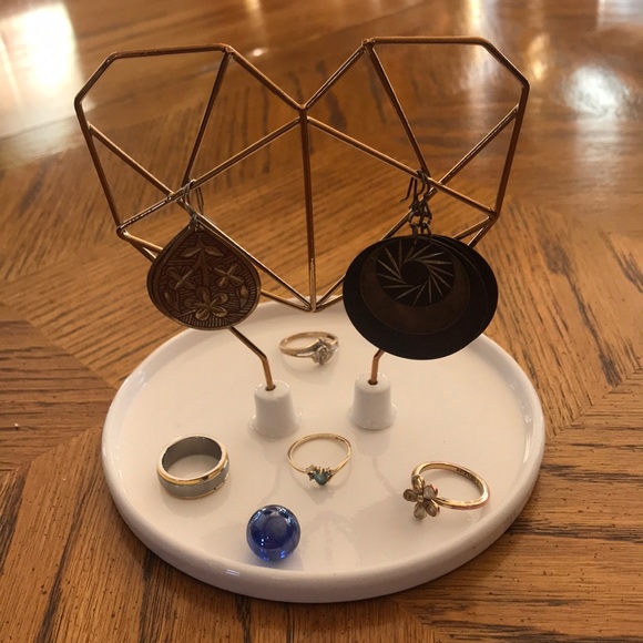 Heart shaped jewelry holder - Picture 2 of 2